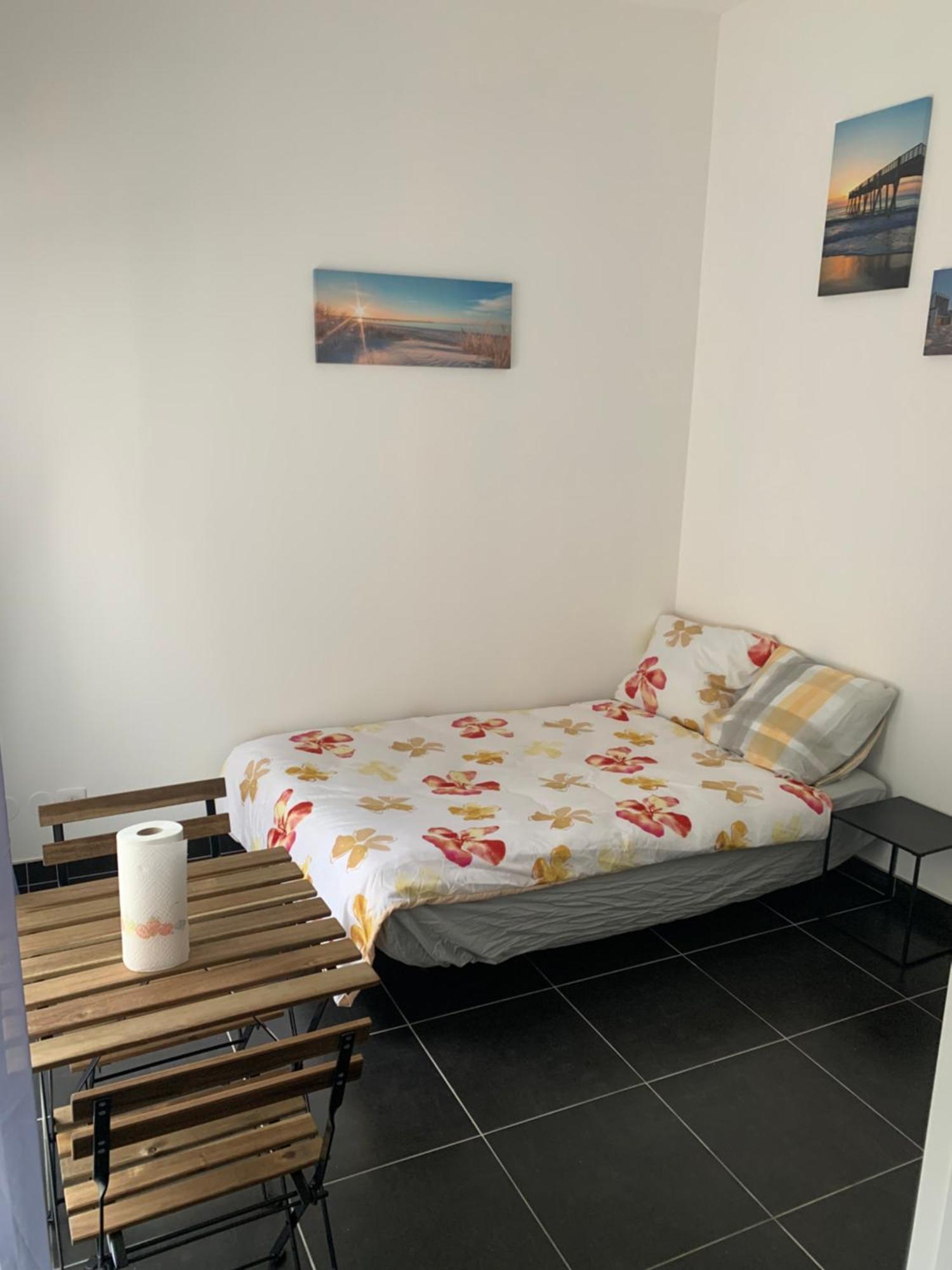 Jolie Maisonnette Avec Terrasse Nancy Centre מראה חיצוני תמונה